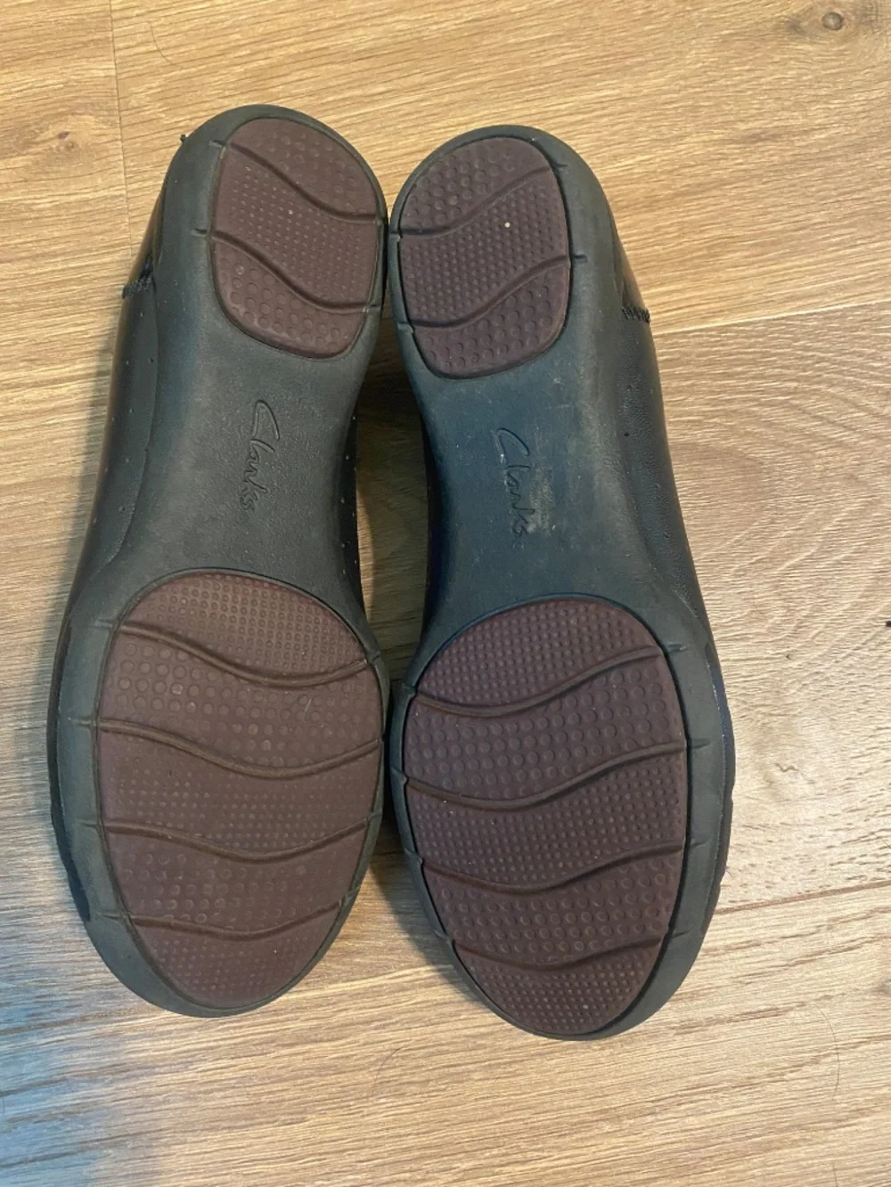 Clark's Artisan Unstructured Women's Flats, Black Size 7M